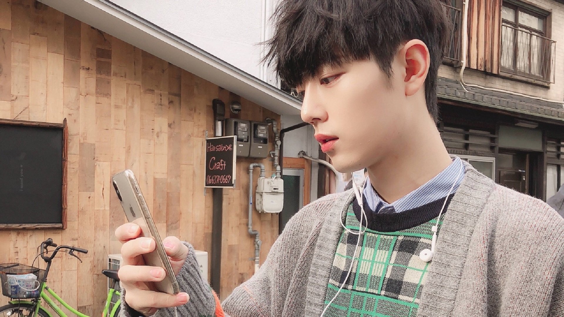 爱游戏官方-西甲国家德比之夜，当幽影福克斯肢解马德里防线，谁才是真正的主角？